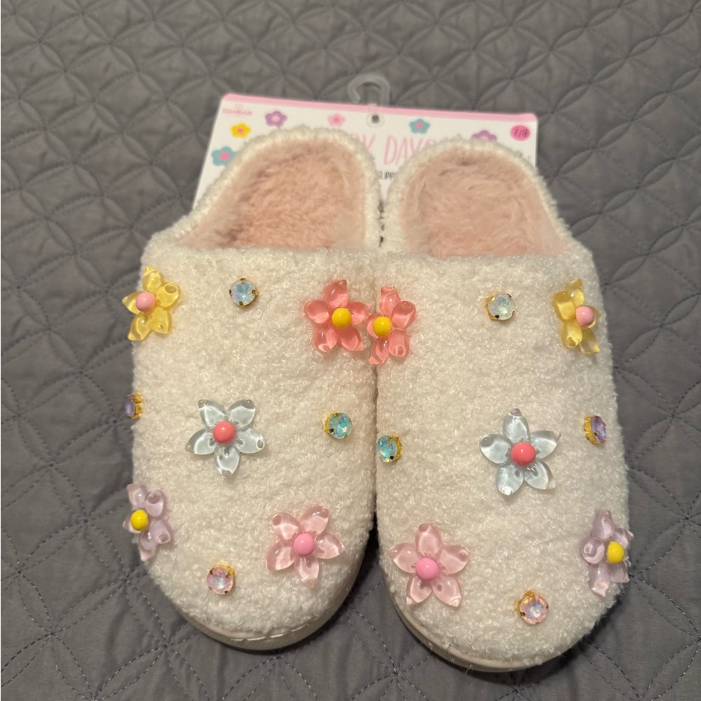 Women’s Slippers